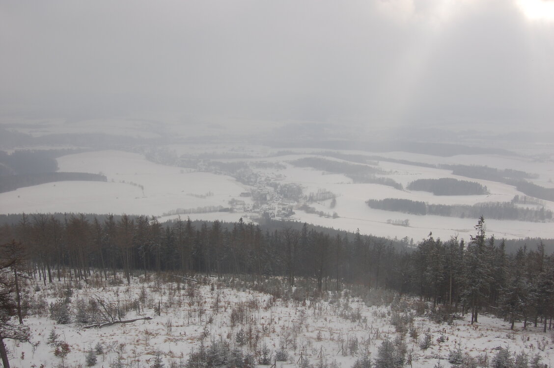 Pod námi Ruprechtice.
