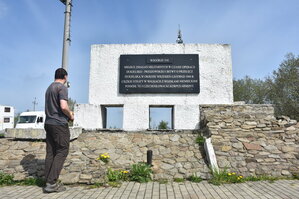 Kóta 534 nad městečkem Dukla.