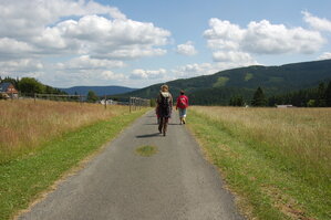an1_042833.jpg