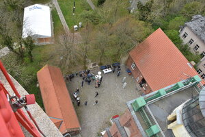 Svatba pod námi.