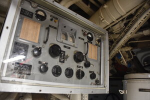 V U-995
