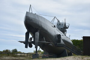 U-995