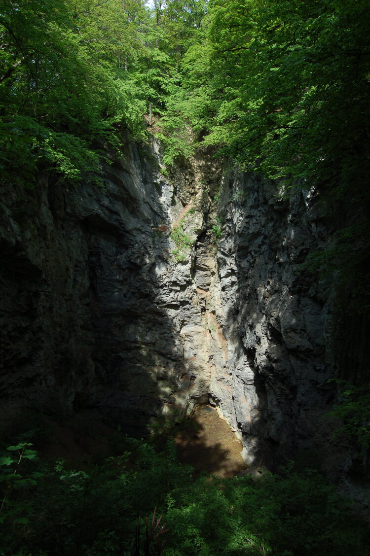 Hranická propast.