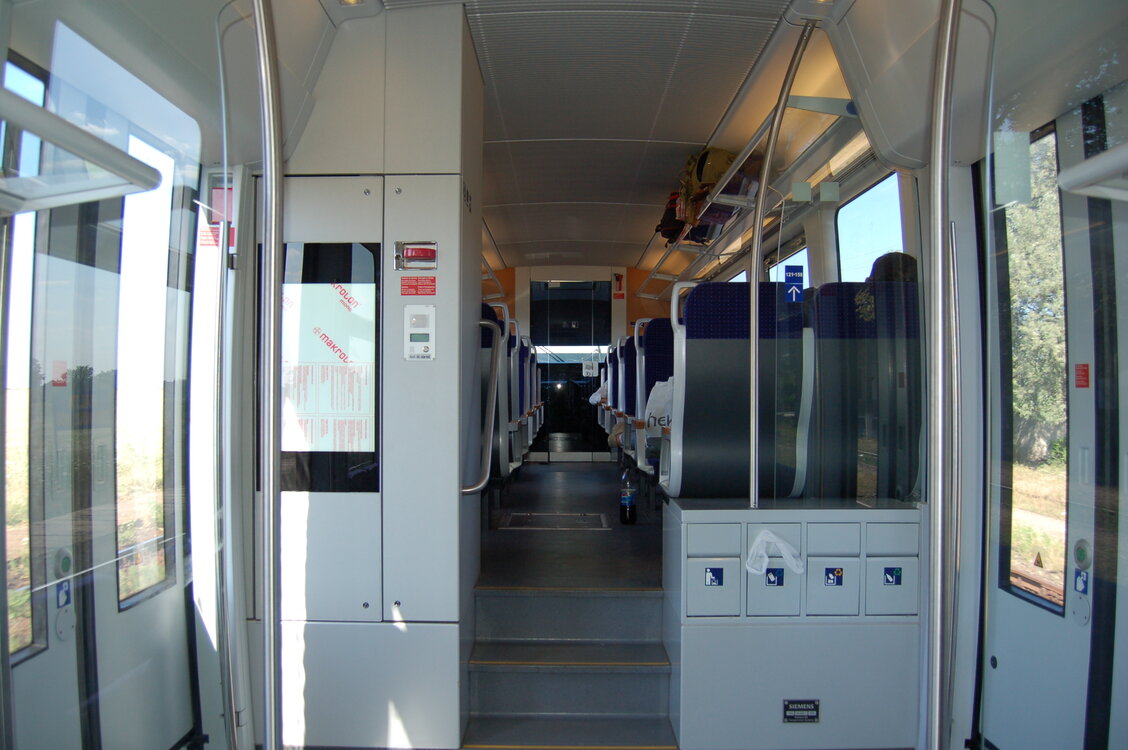 an06084.jpg