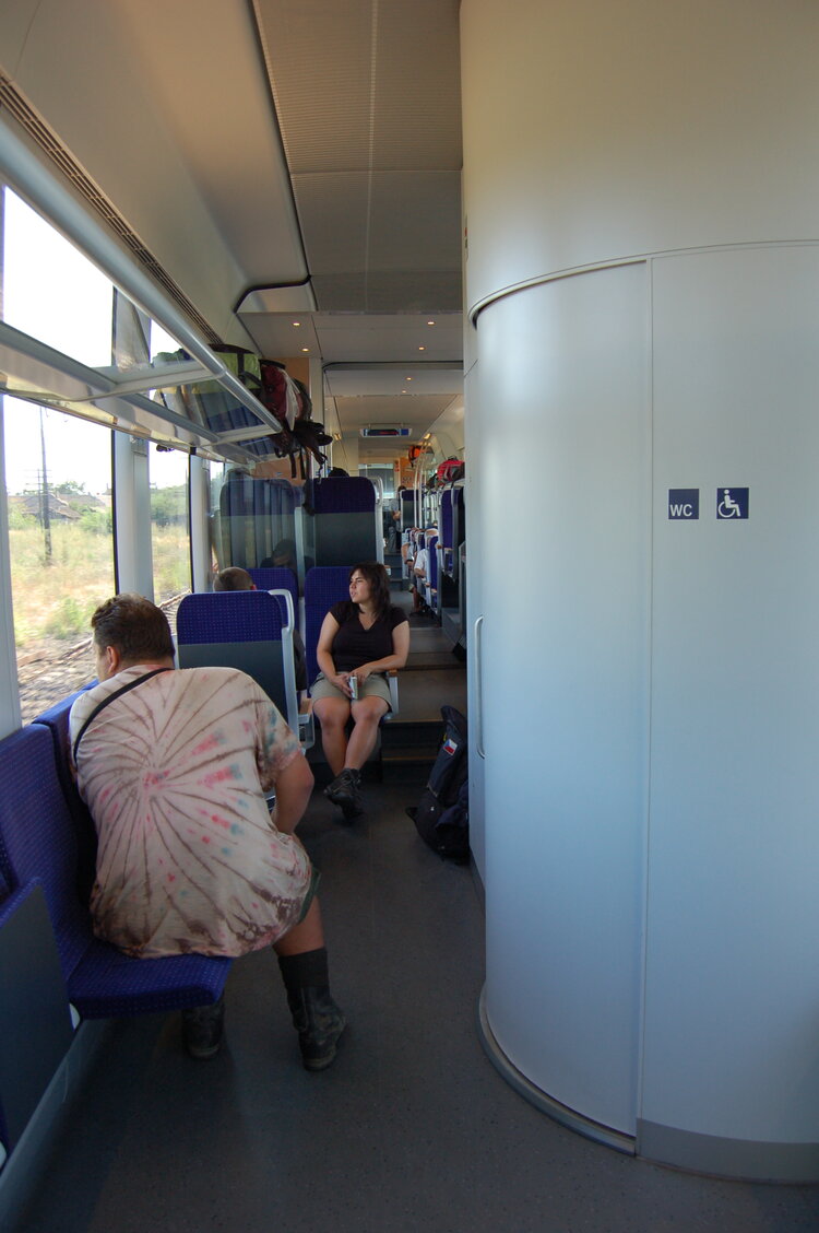 an06085.jpg