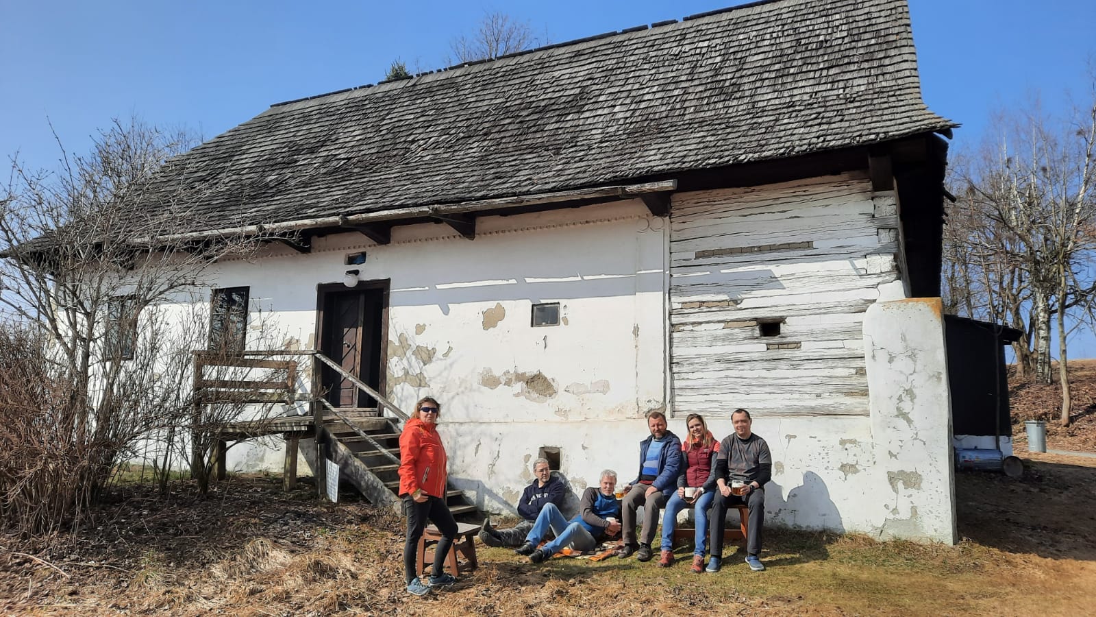 Pohodička před chaloupkou II.